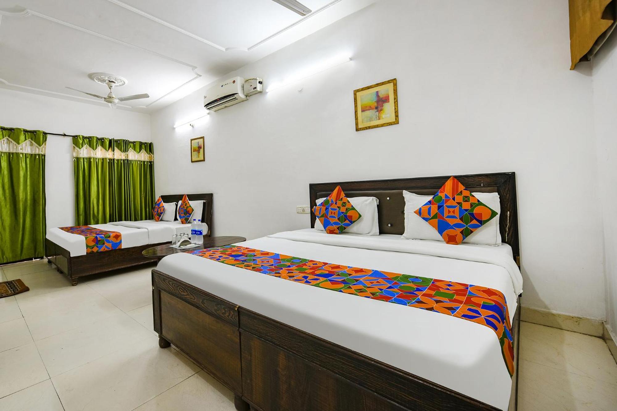 Fabexpress Diamond Sec 45 Hotel Chandīgarh Buitenkant foto