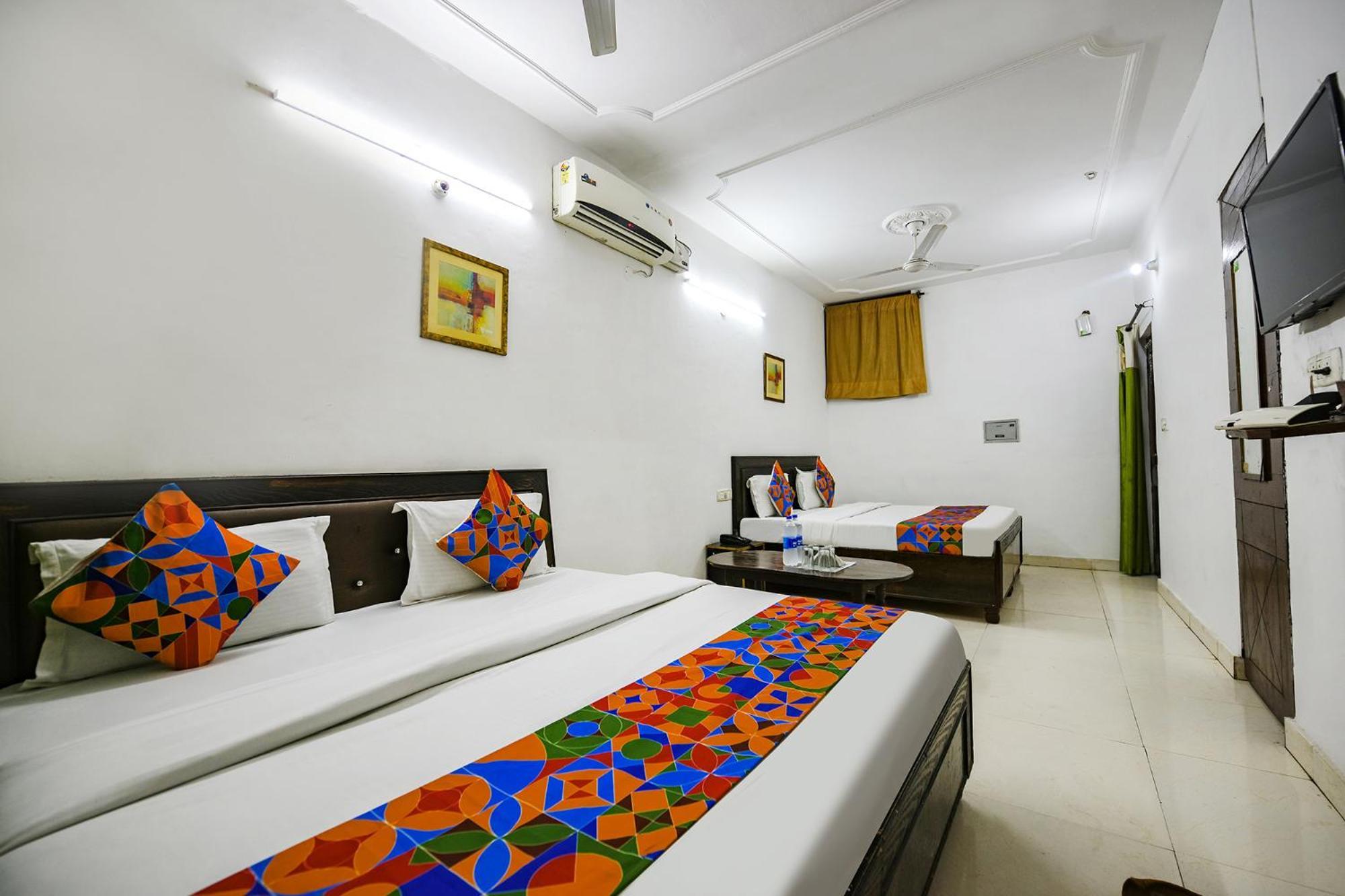 Fabexpress Diamond Sec 45 Hotel Chandīgarh Buitenkant foto