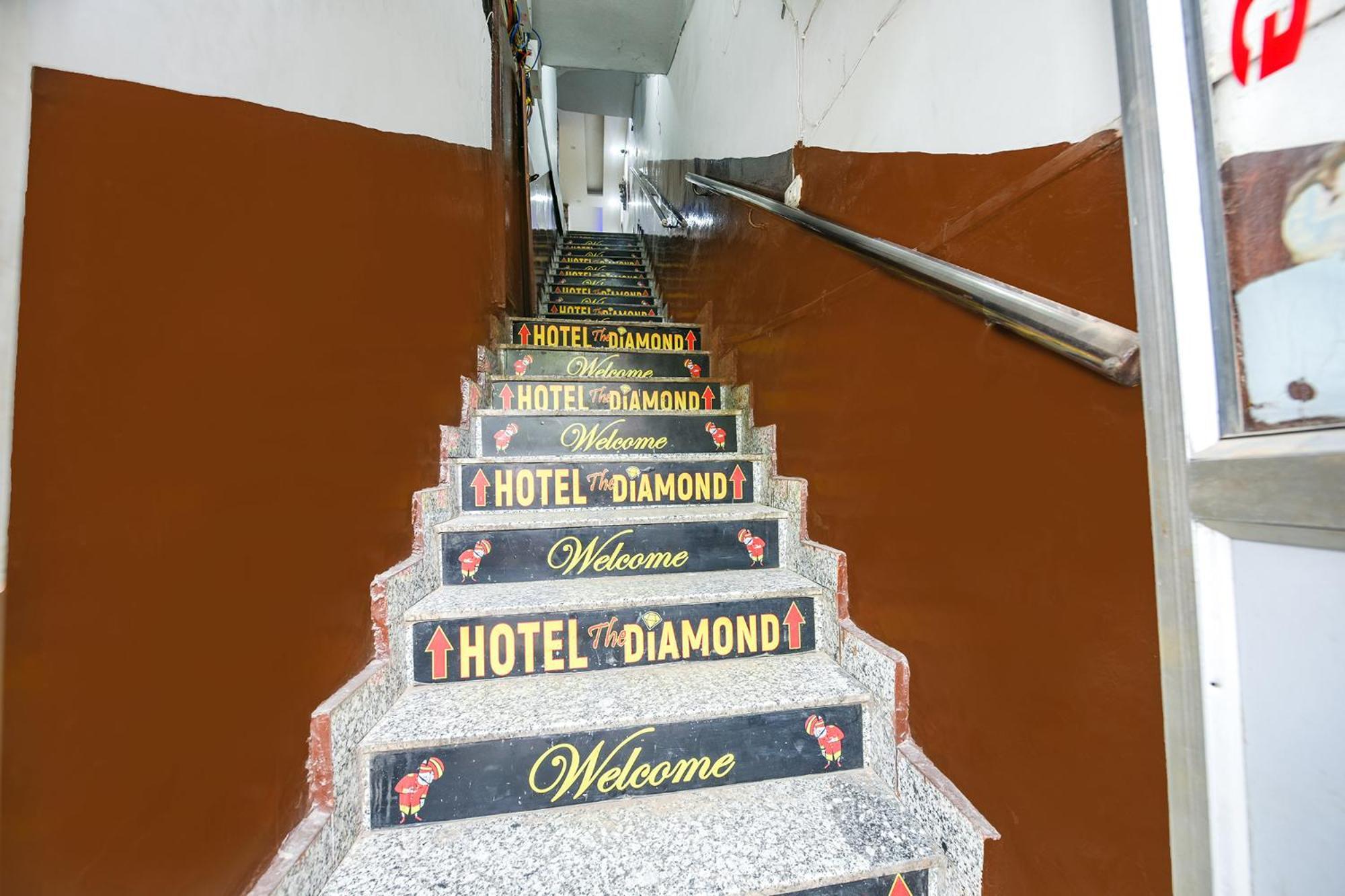 Fabexpress Diamond Sec 45 Hotel Chandīgarh Buitenkant foto