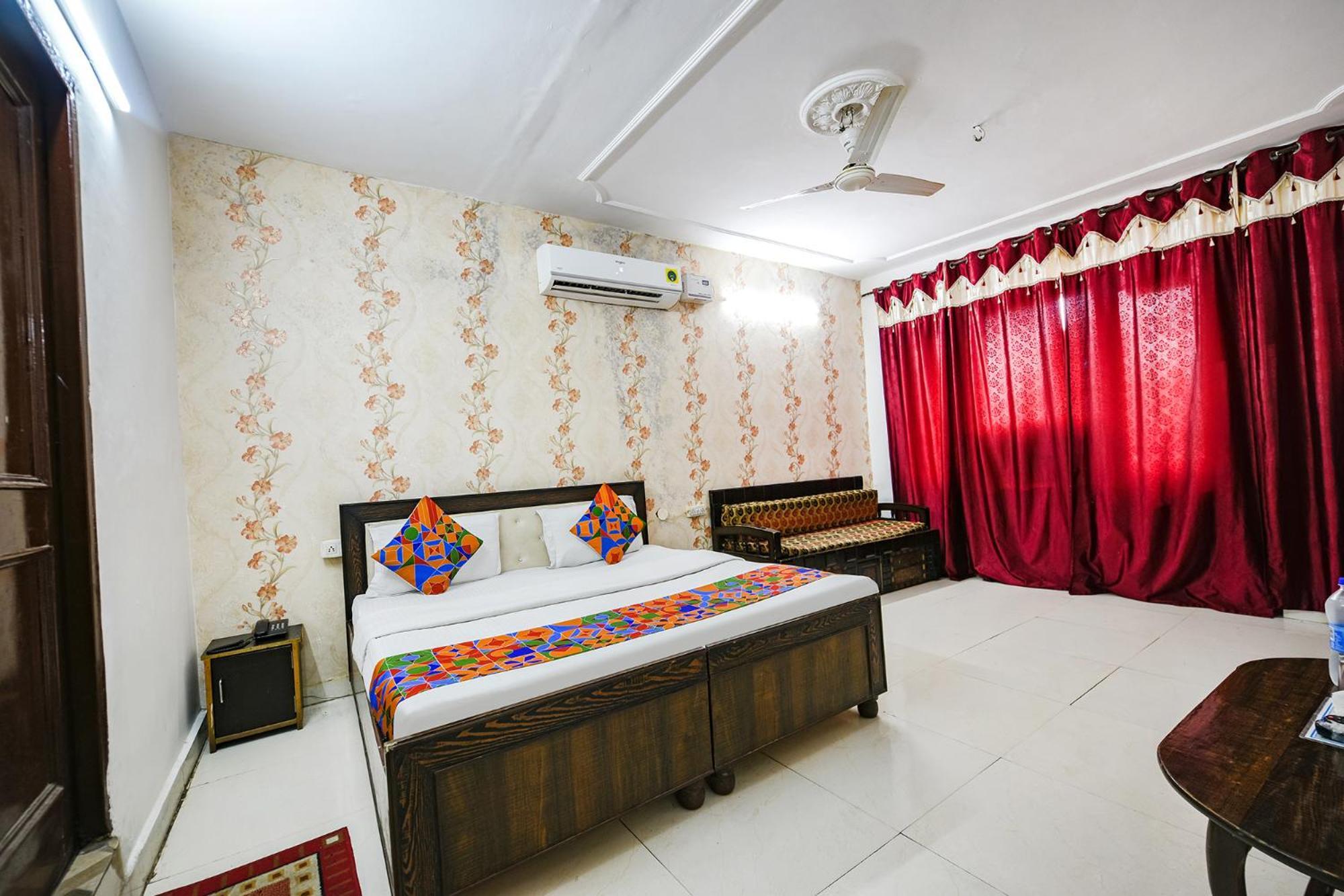 Fabexpress Diamond Sec 45 Hotel Chandīgarh Buitenkant foto